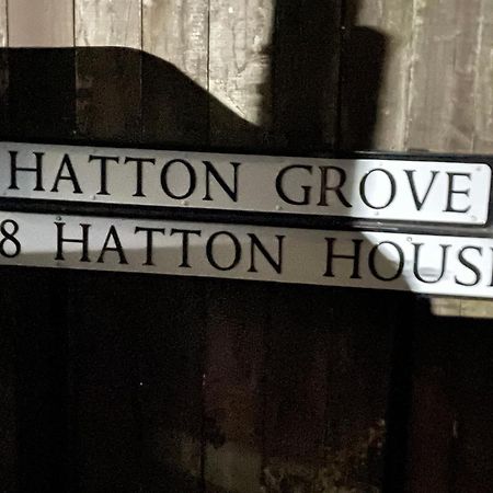 1 Hatton House 2 Bedroom 2 Bathroom Spacious Basement Flat Newark-on-Trent  Экстерьер фото