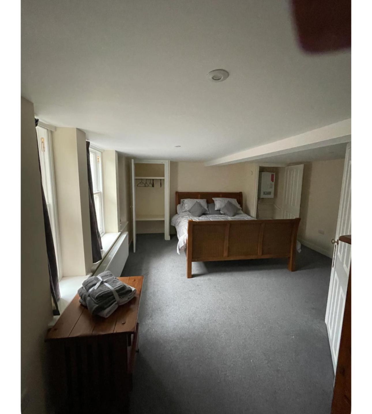 1 Hatton House 2 Bedroom 2 Bathroom Spacious Basement Flat Newark-on-Trent  Экстерьер фото